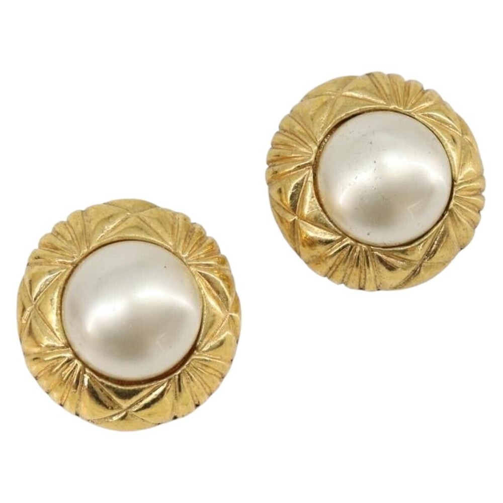 Chanel Vintage Round Clip-On Metal with Faux Pearl